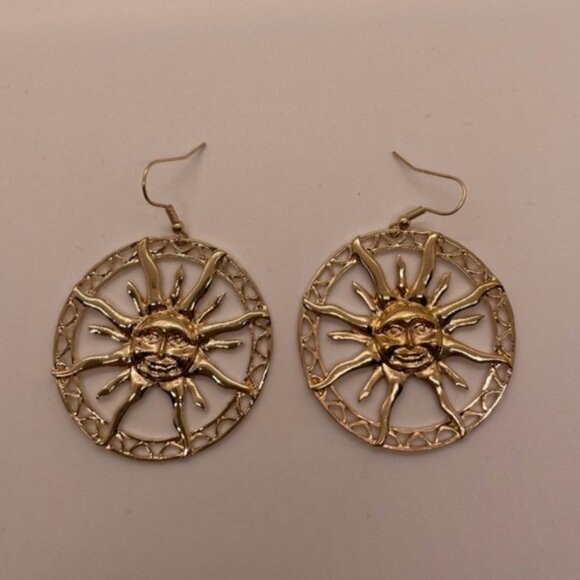 ⭐️✨ FREE Hollow Sun Boho Face Hipster Hippie Art Deco Peasant Hip Drop Earrings - Picture 7 of 7
